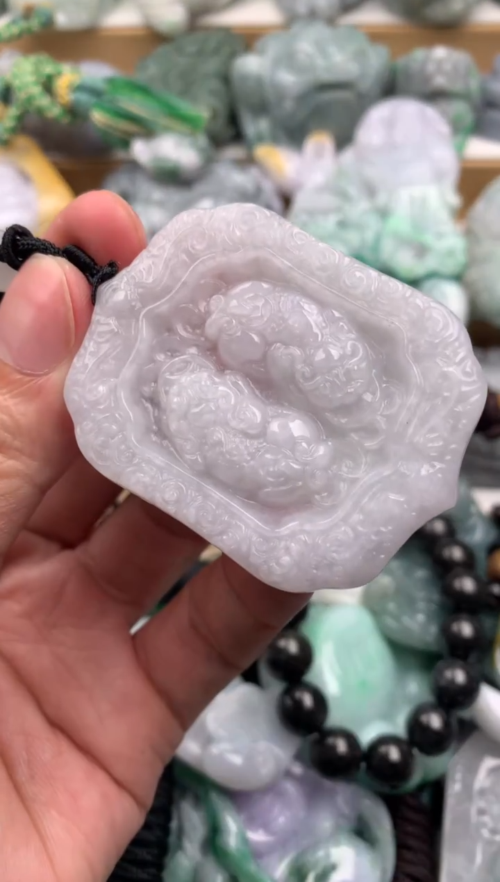 吊坠(不含链)未镶嵌翡翠1