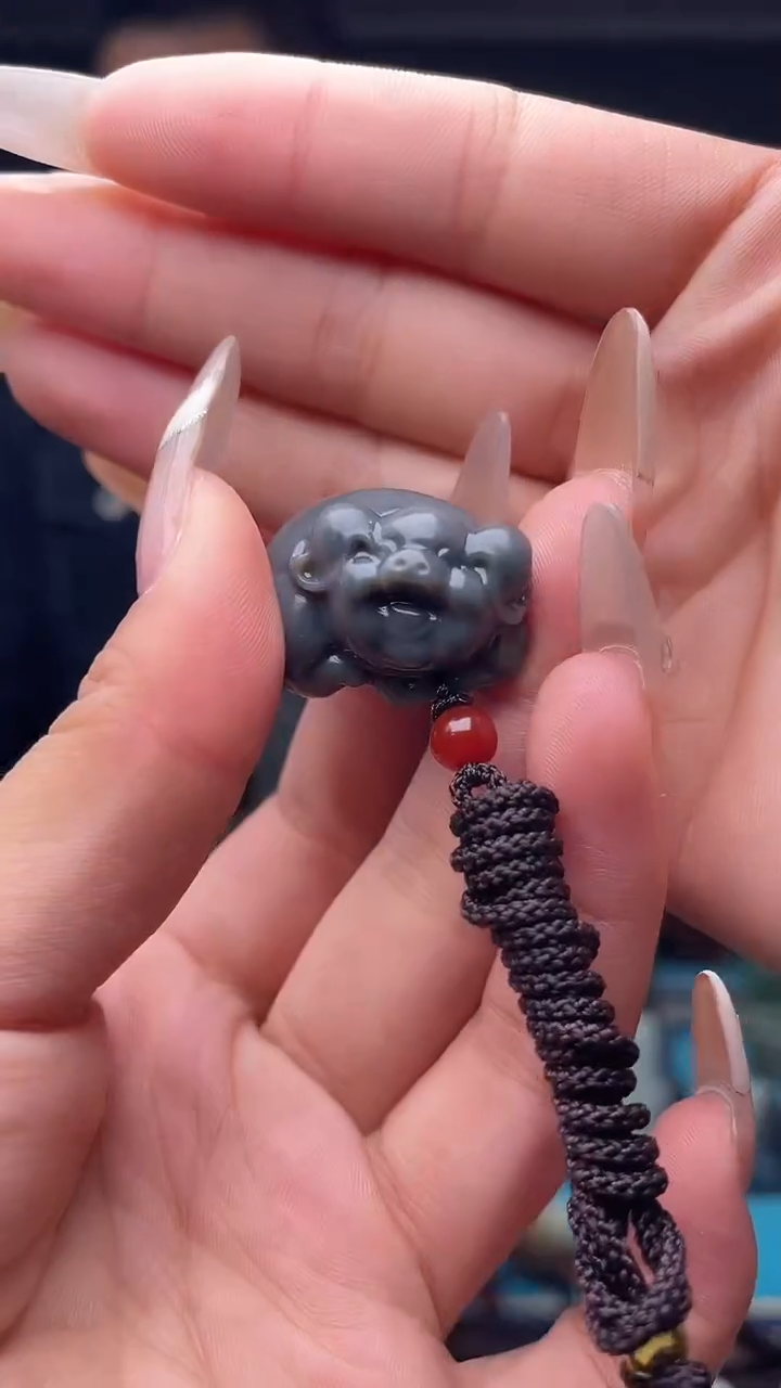 未镶嵌和田玉挂件1