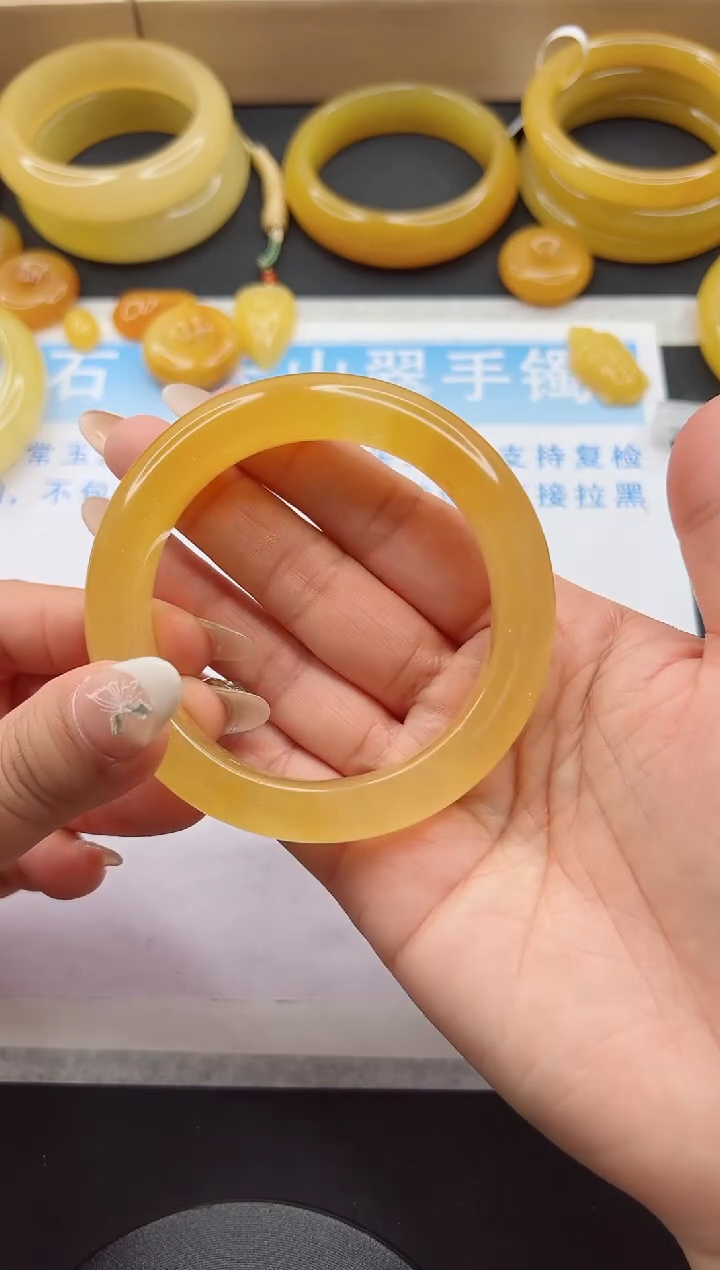 【闪购商品】石英质玉手镯未镶嵌609-60