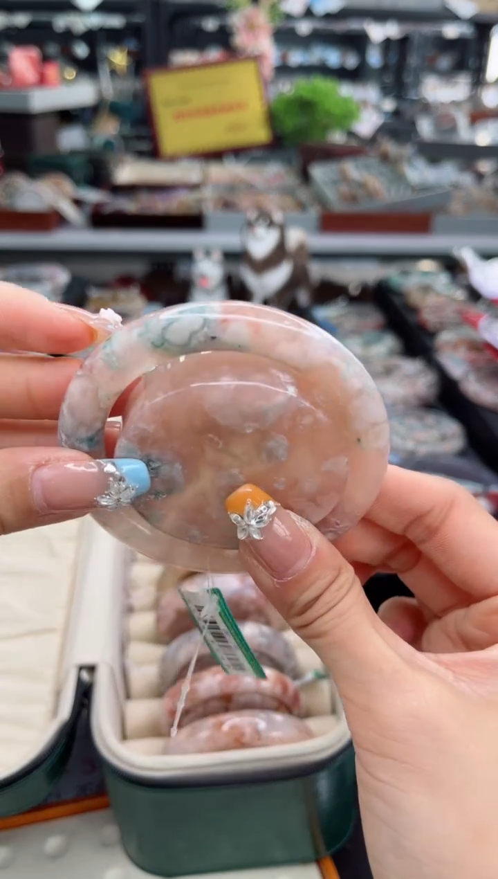 【闪购商品】石英质玉手镯未镶嵌54圈口（赠品镯心）6511490