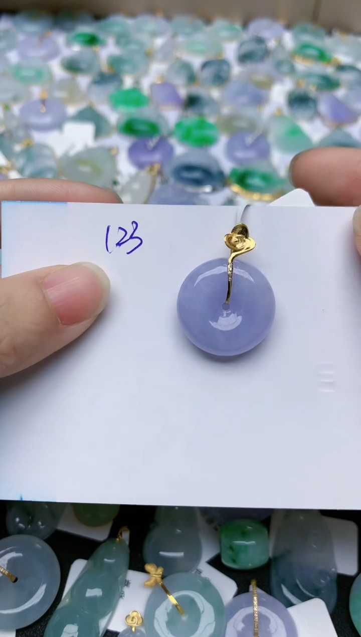【闪购商品】翡翠颈饰18K金镶嵌天然翡翠A货    
