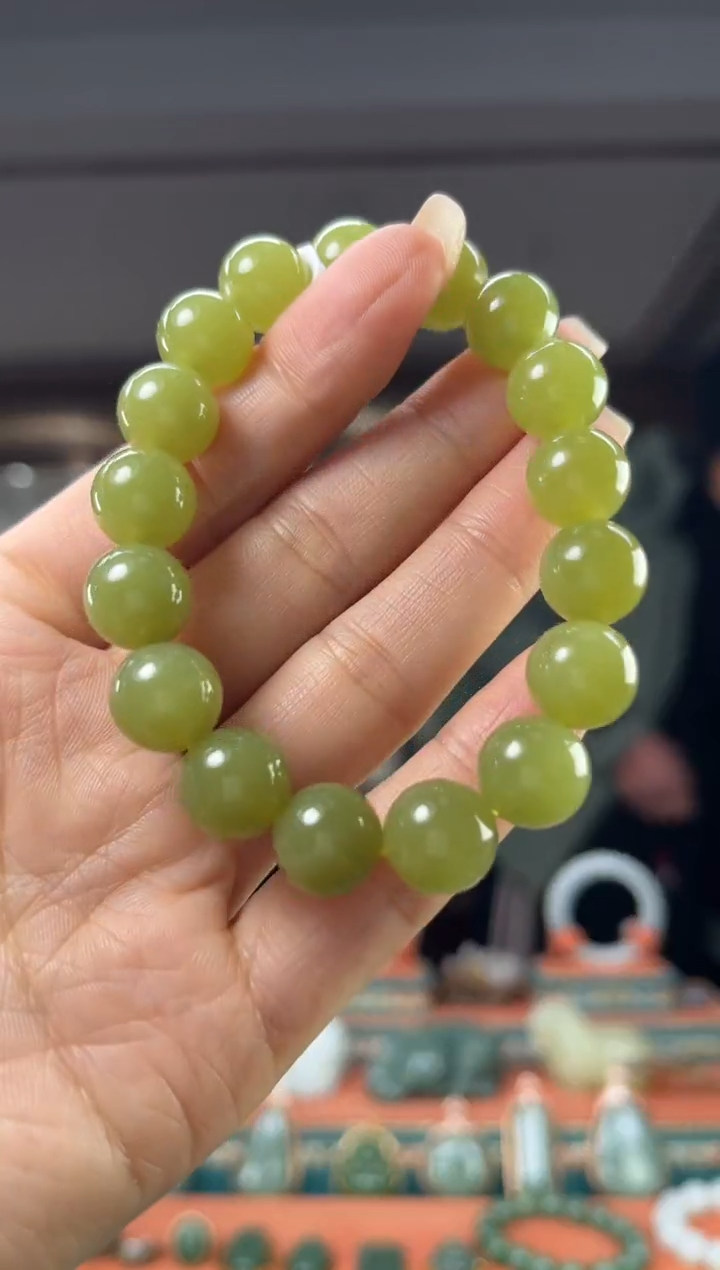 颈饰未镶嵌和田玉佩佩12mm左右