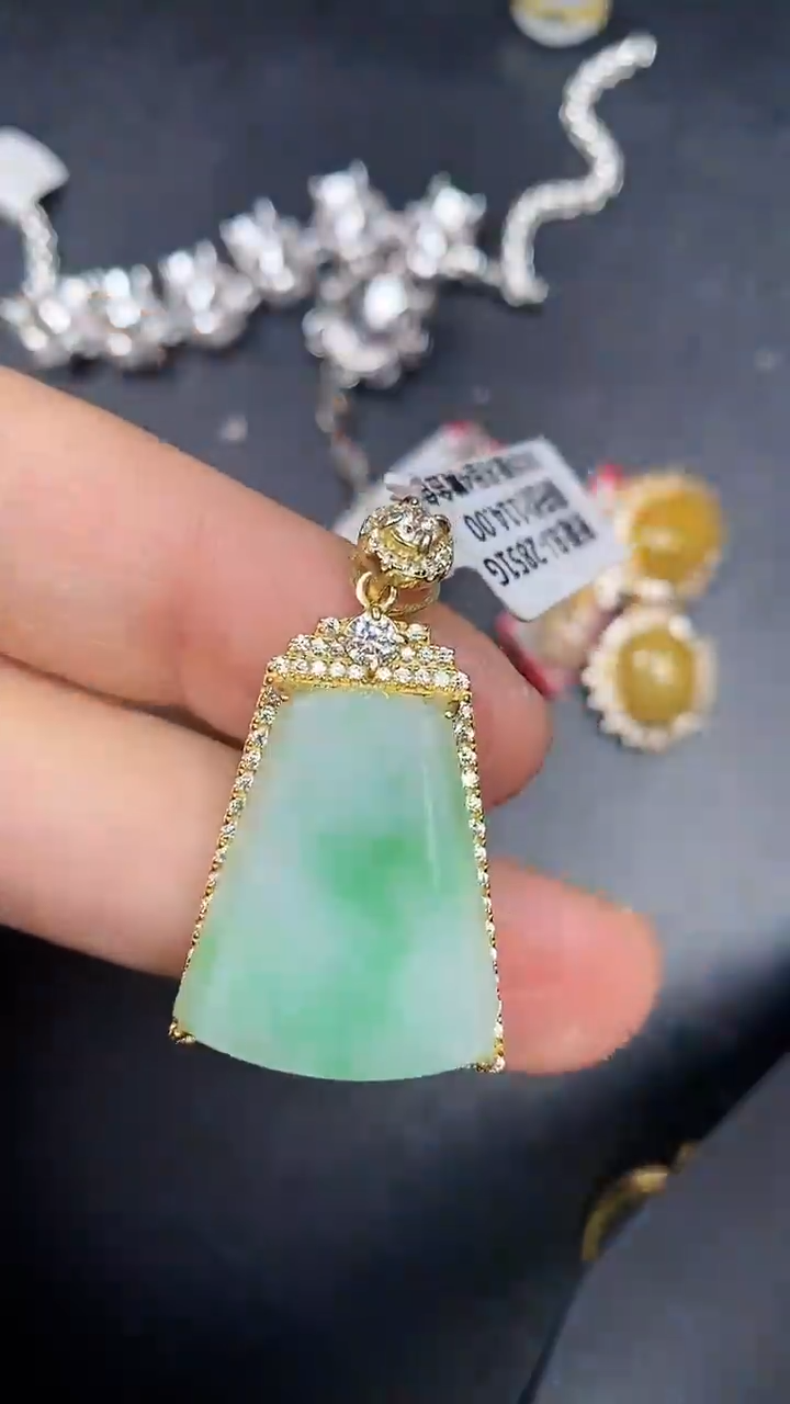 银S925镶嵌戒指翡翠6900
