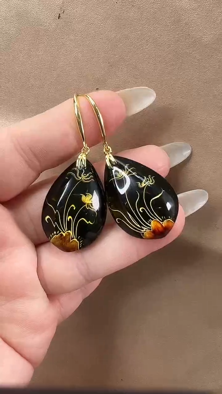 琥珀颈饰未镶嵌耳环