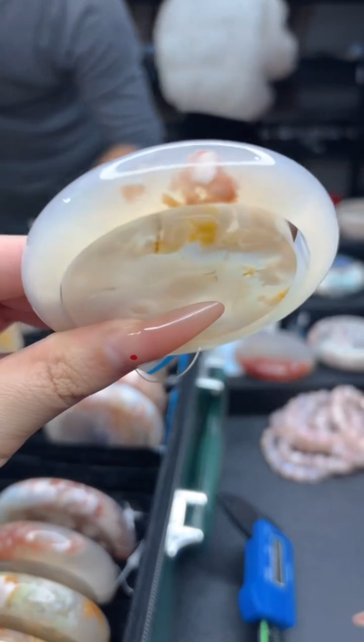 【闪购商品】石英质玉手镯未镶嵌2015（60圈赠送镯心）