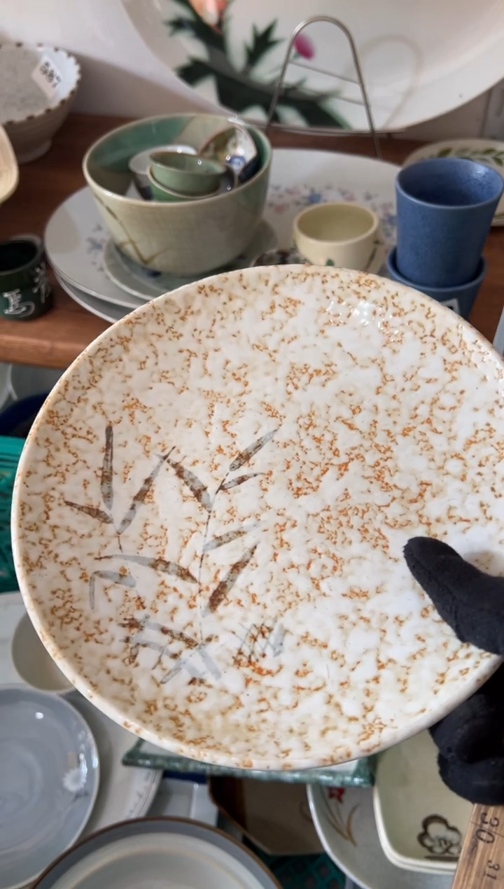?**白不明白  中古商品默认瑕疵完美主义者慎拍 