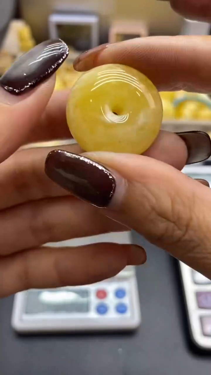 琥珀未镶嵌珠宝奇石41