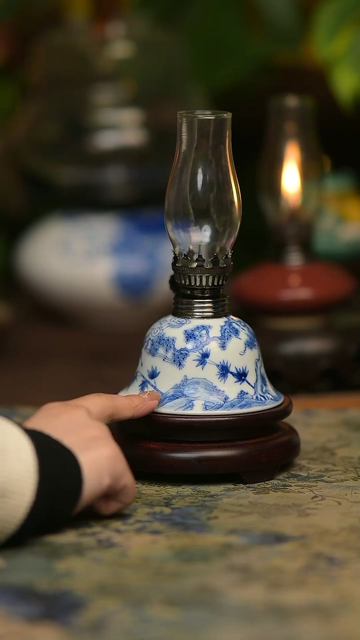 【闪购商品】景德镇陶瓷手工灯摆件