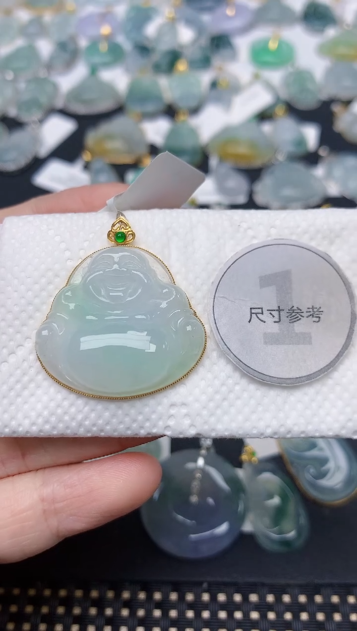 颈饰18K金镶嵌翡翠天然缅甸A货翡翠