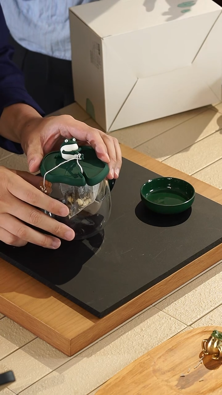 蛙得福玻璃泡茶杯