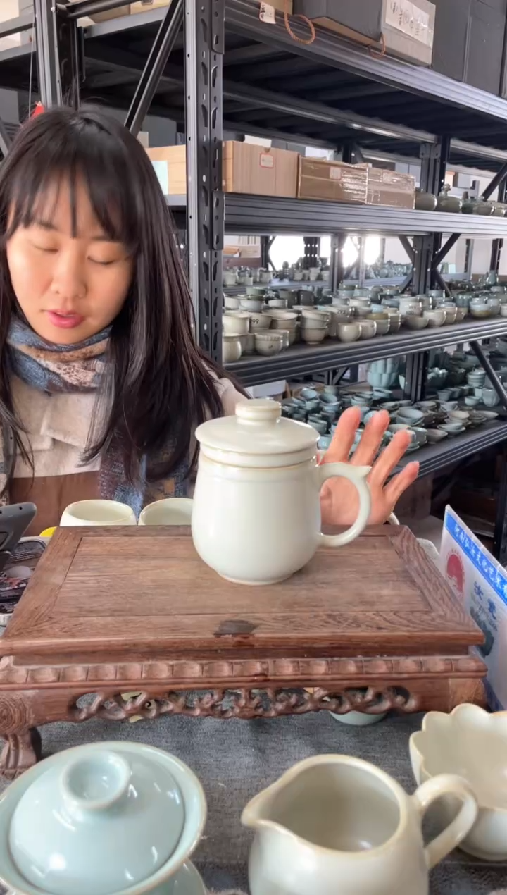 【闪购商品】其他微瑕月白容福茶水分离杯。。。