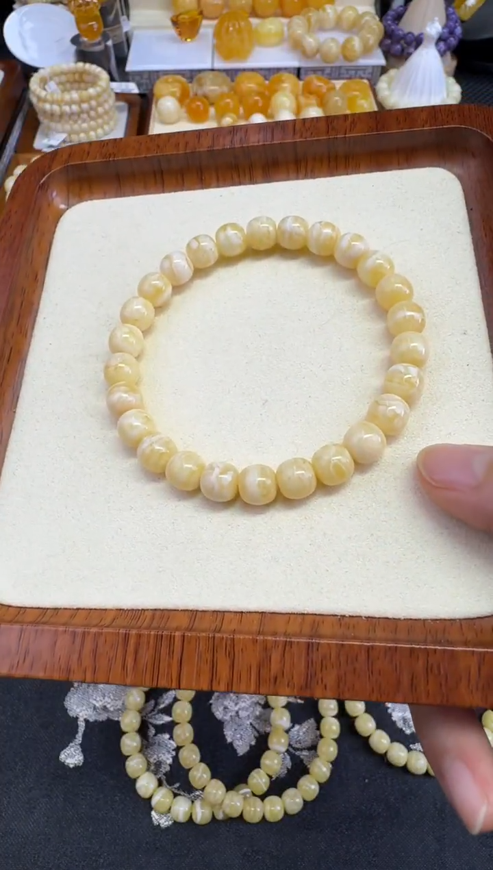 裸石琥珀未镶嵌宝衡 御龙见白T2 奶糯浓瓷全顺毕业千层虎 8.3mm