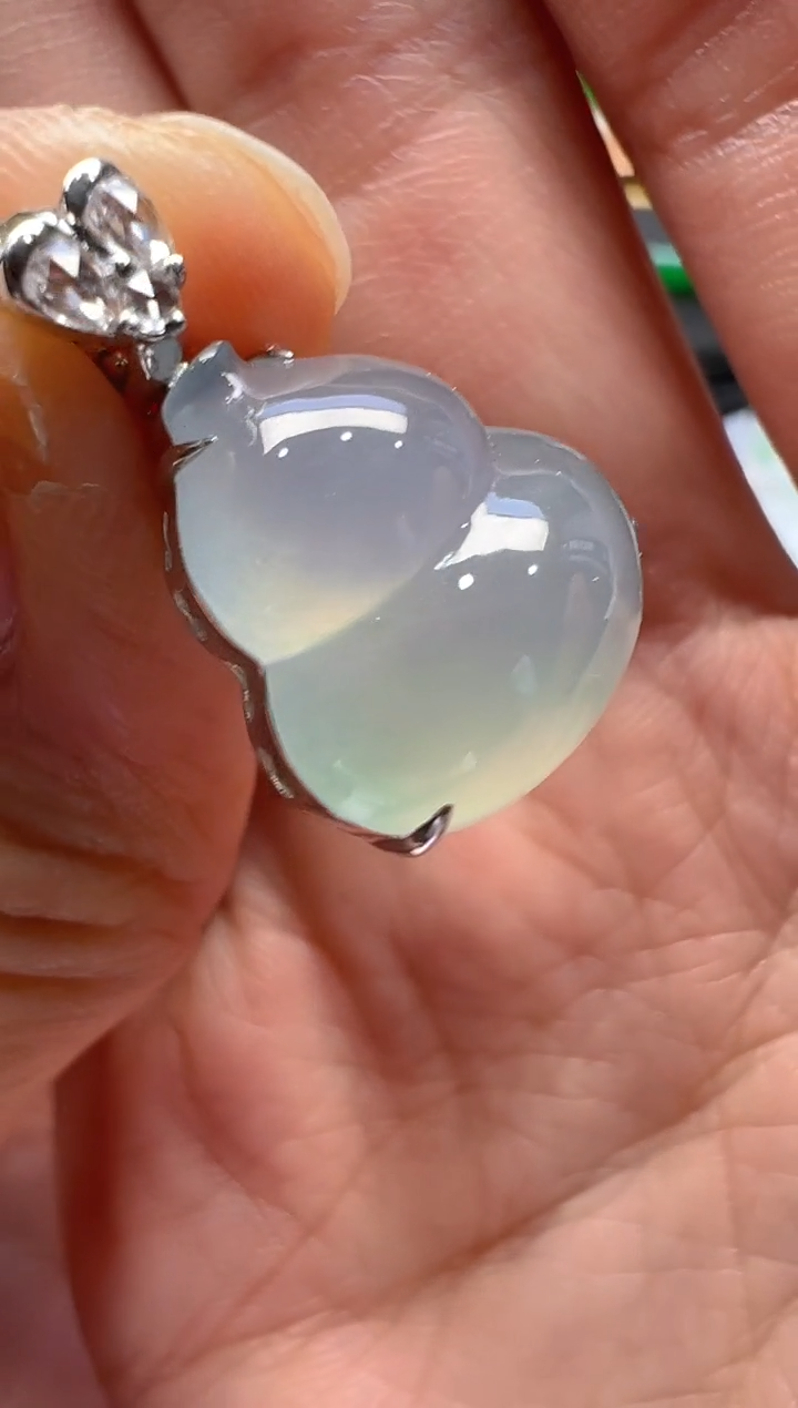 【闪购商品】翡翠吊坠(不含链)18K金镶嵌多样性团购发一件