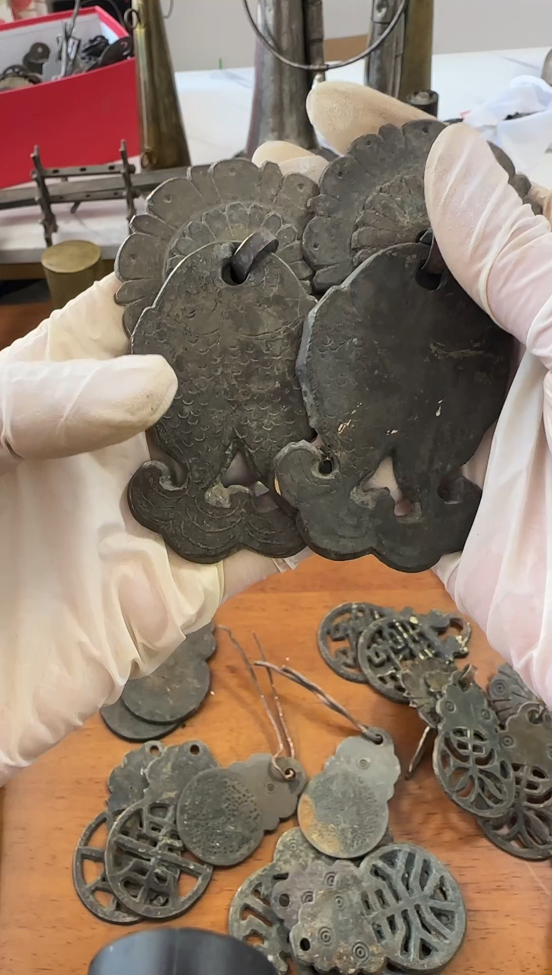 清*小铜鱼拉手一对