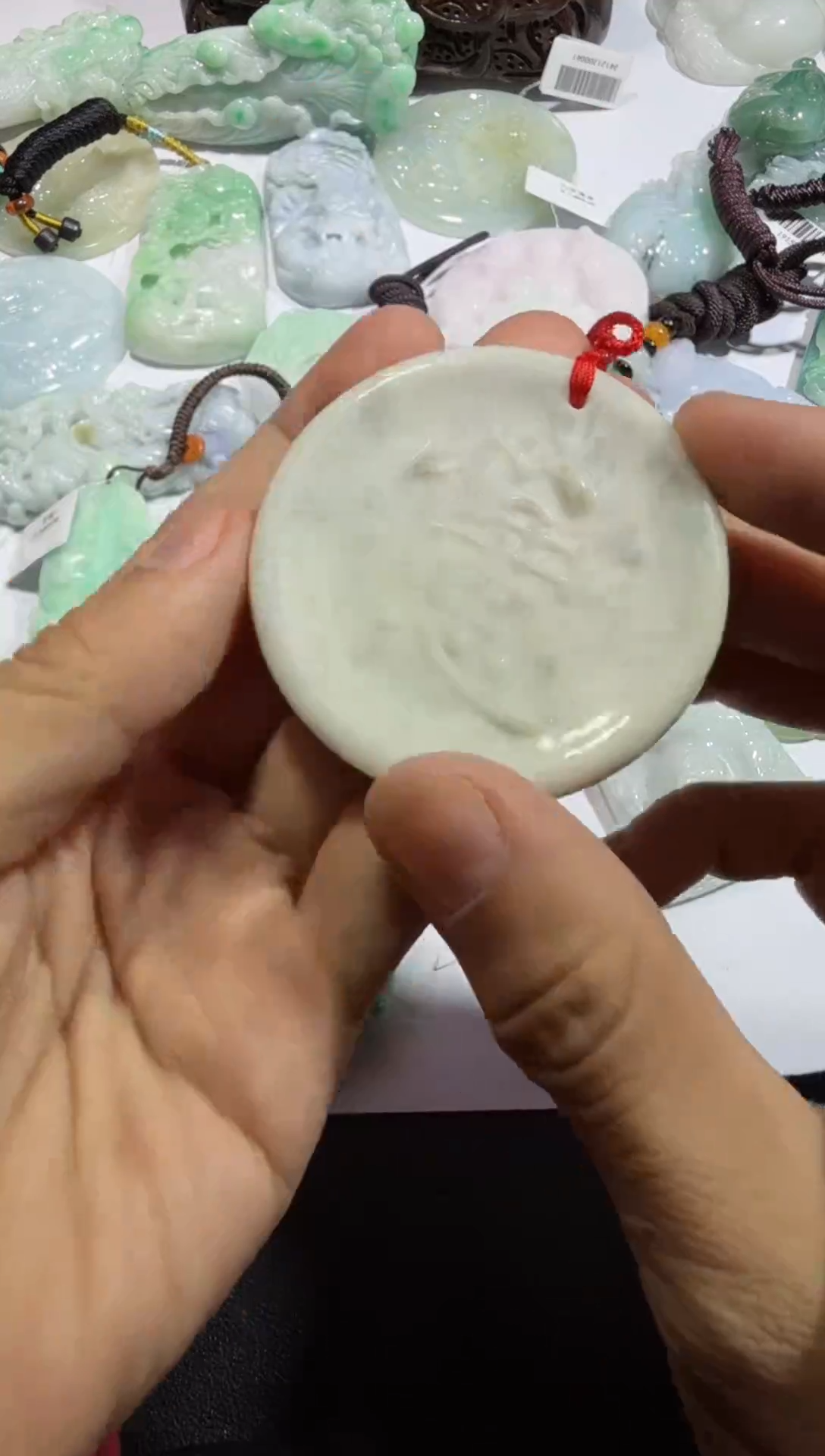 【闪购商品】翡翠颈饰未镶嵌00010649