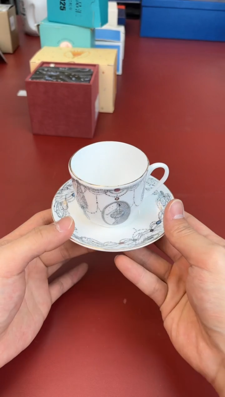 【闪购商品】瓷片新号开播全场漏@@8S60