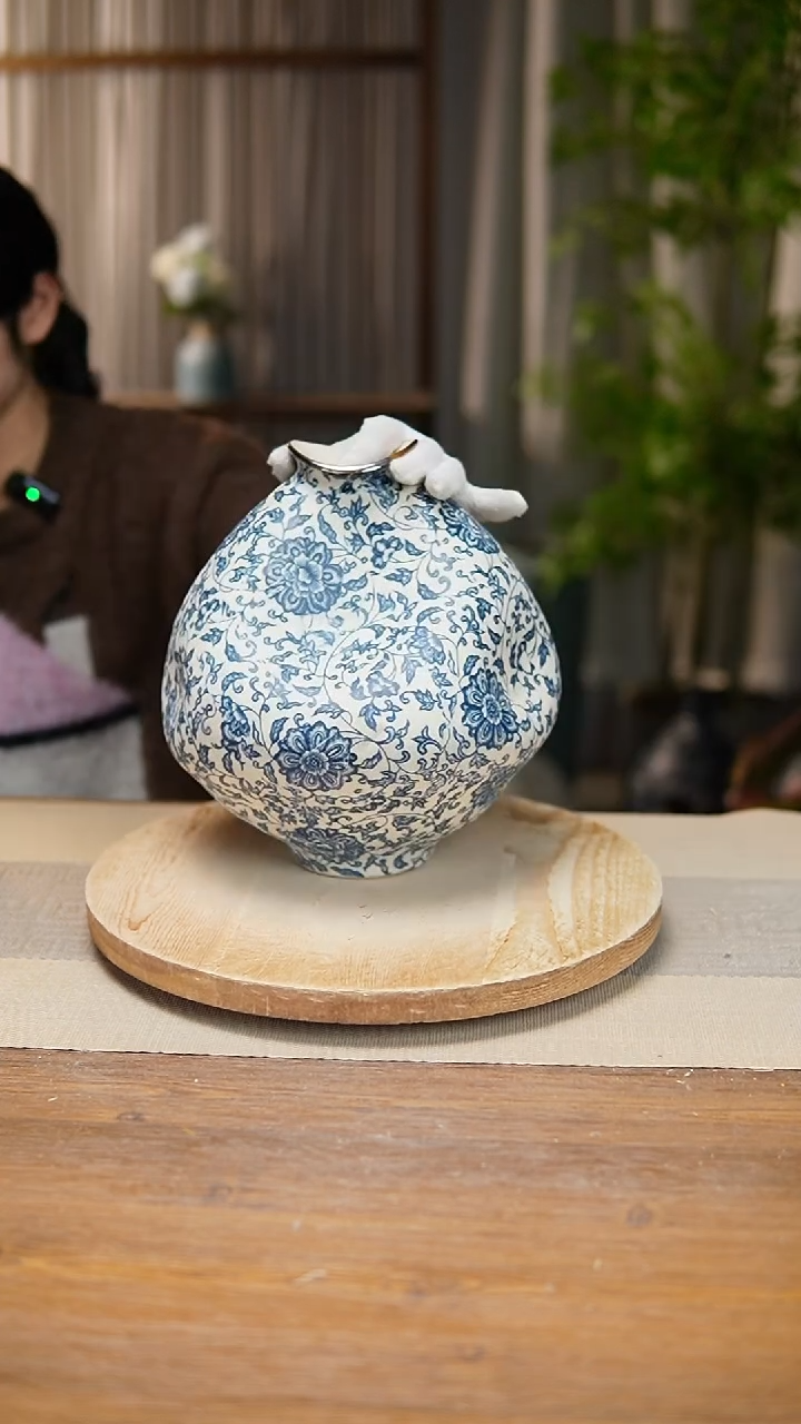 【闪购商品】陶瓷花器青花瓷缠枝莲大肚