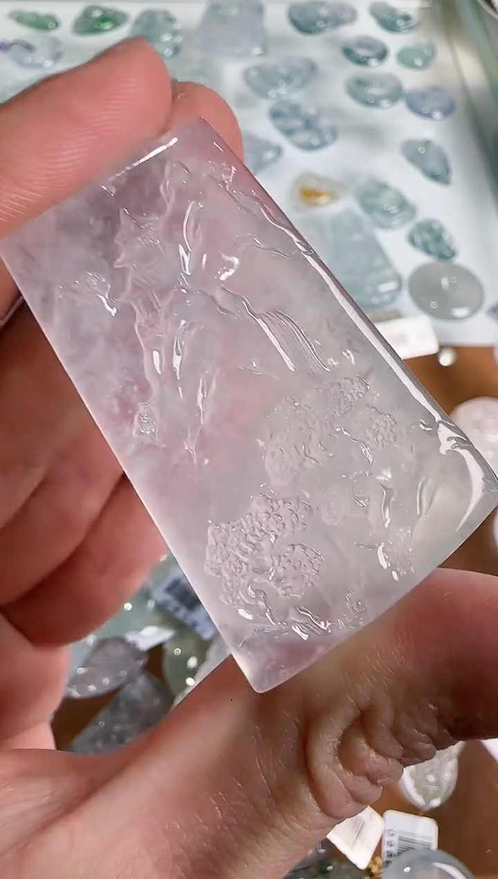 【闪购商品】翡翠吊坠(不含链)未镶嵌··