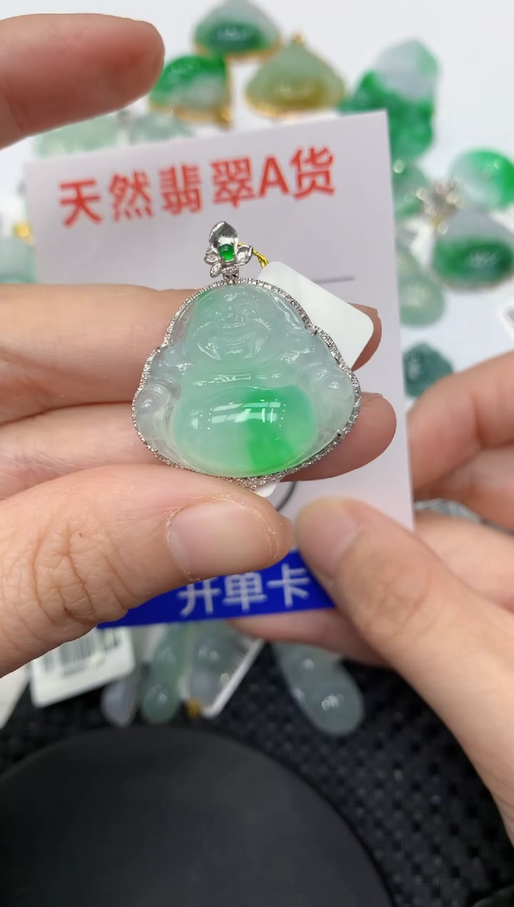 【闪购商品】翡翠颈饰18K金镶嵌11111111111