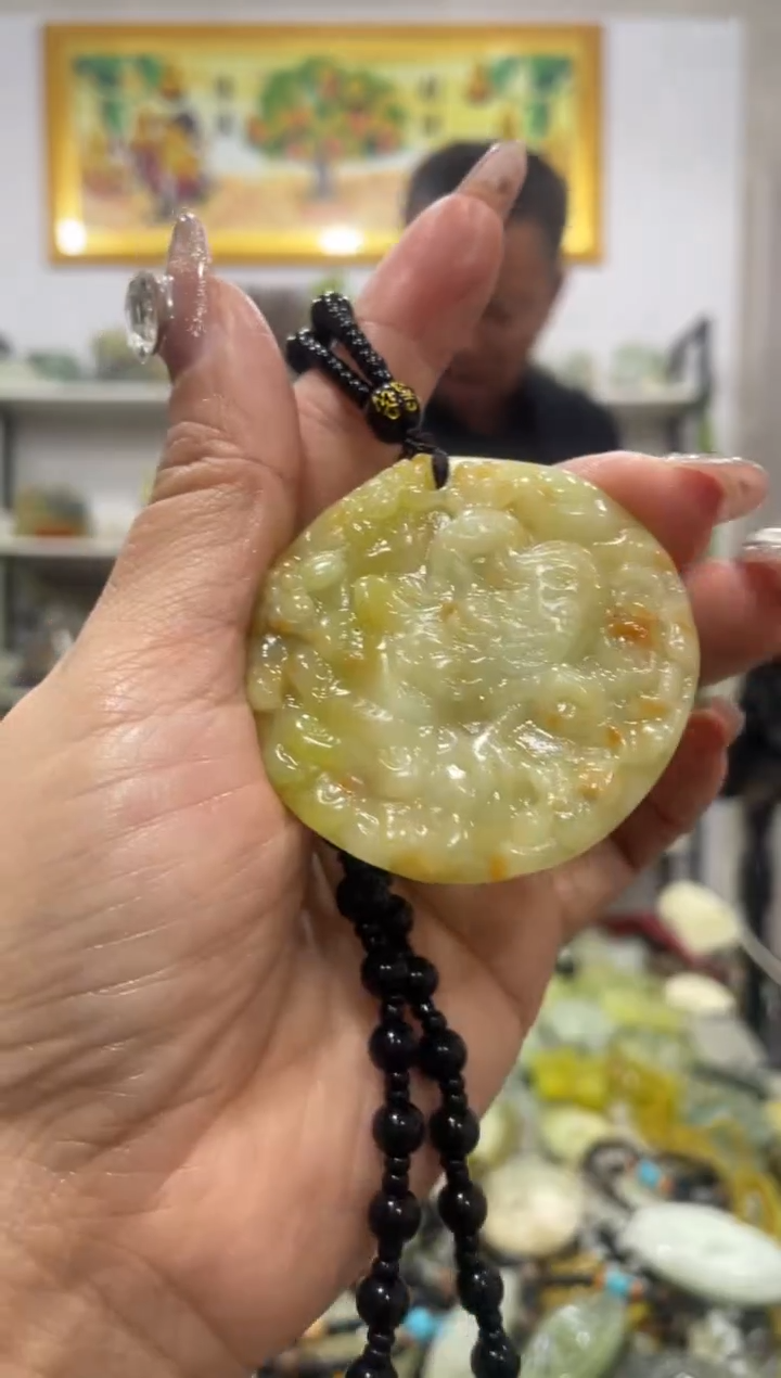 【闪购商品】岫玉吊坠未镶嵌             