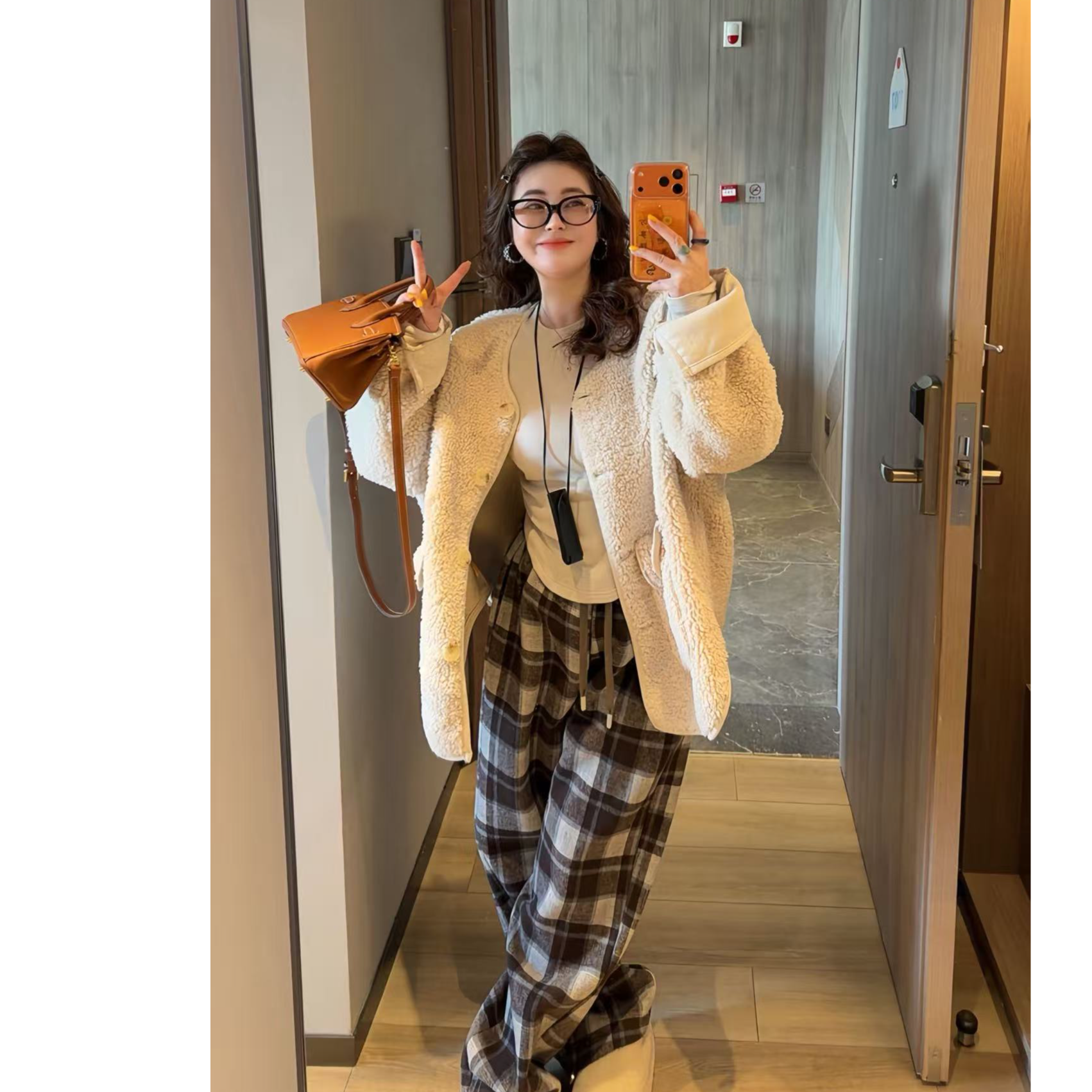 M家【躲进羊圈~】米白羊羔毛外套