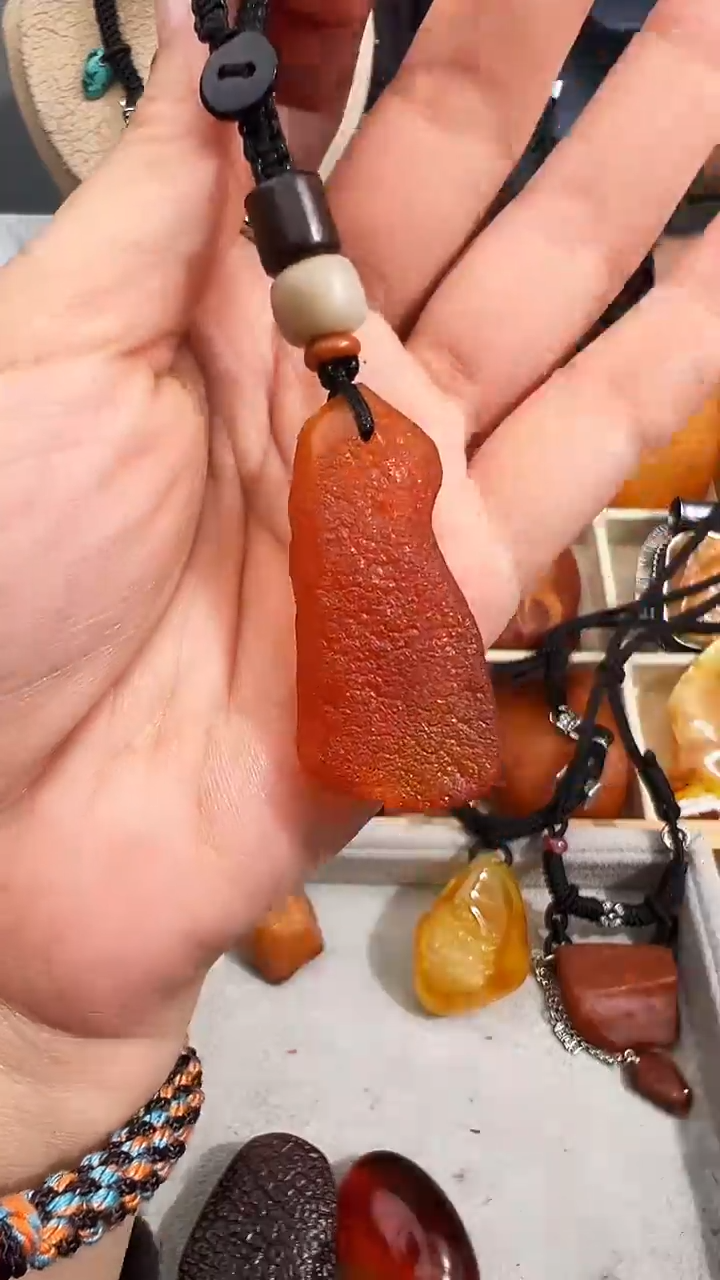 【闪购商品】蜜蜡裸石未镶嵌似玉
