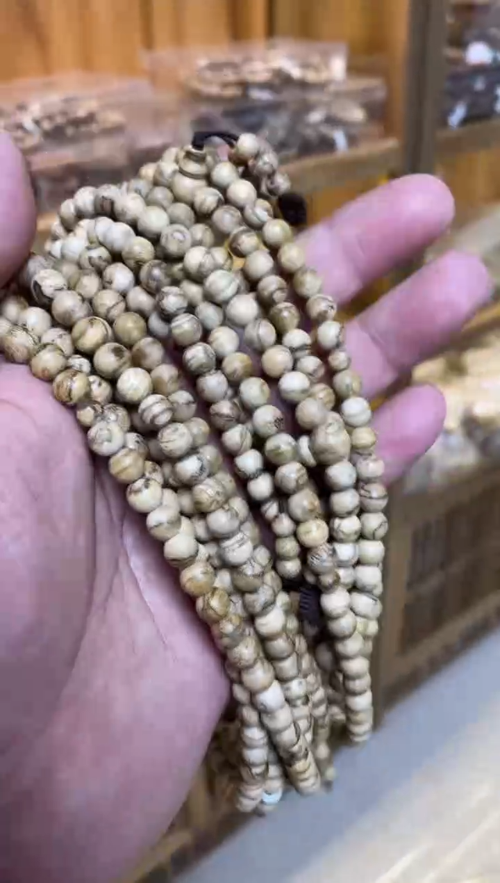 【闪购商品】沉香手串达拉干圆珠长串黄土沉0.7多样性发其一