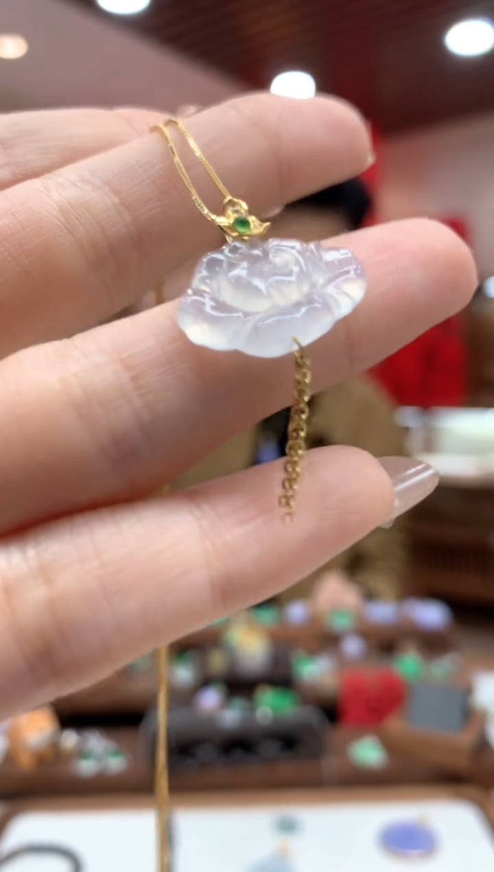 【闪购商品】翡翠吊坠(不含链)18K金镶嵌莲花