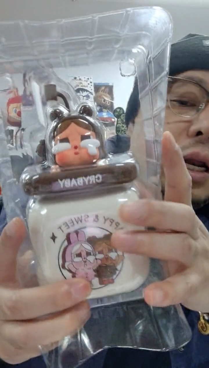 动态1哭娃吸管杯一个