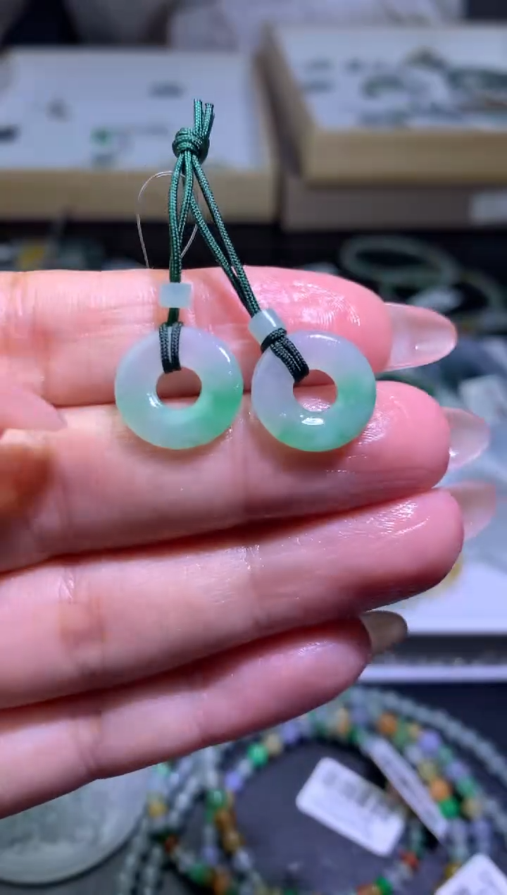 定制翡翠未镶嵌毛货