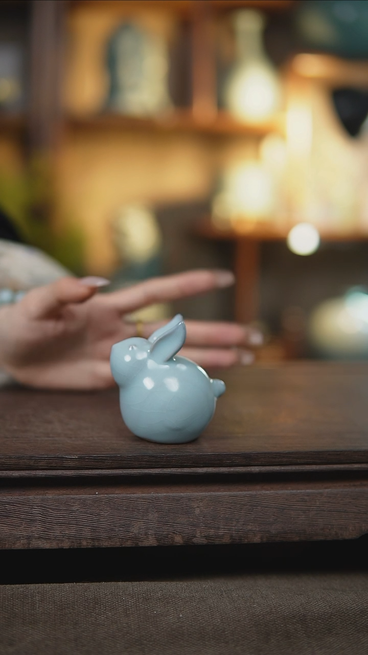 【闪购商品】杯月白小兔兔茶宠