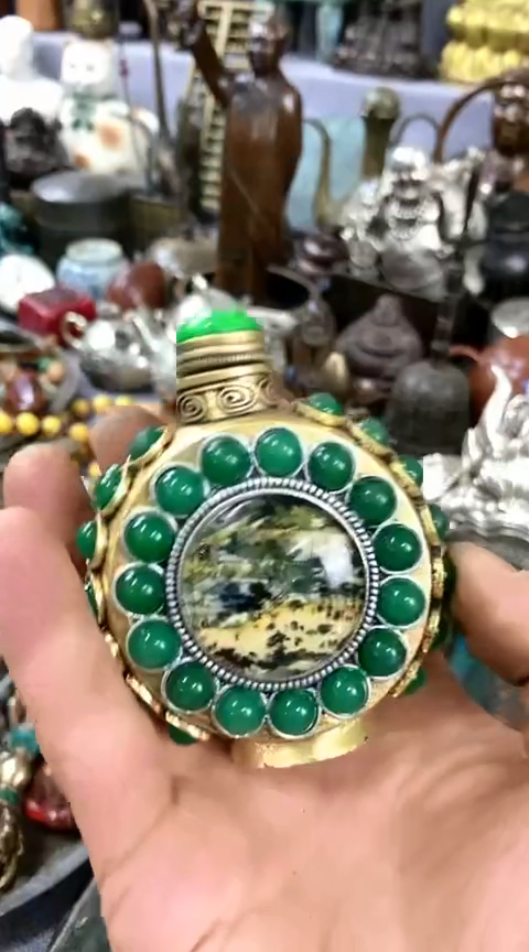 【闪购商品】一物一拍编号嵌绿烟壶