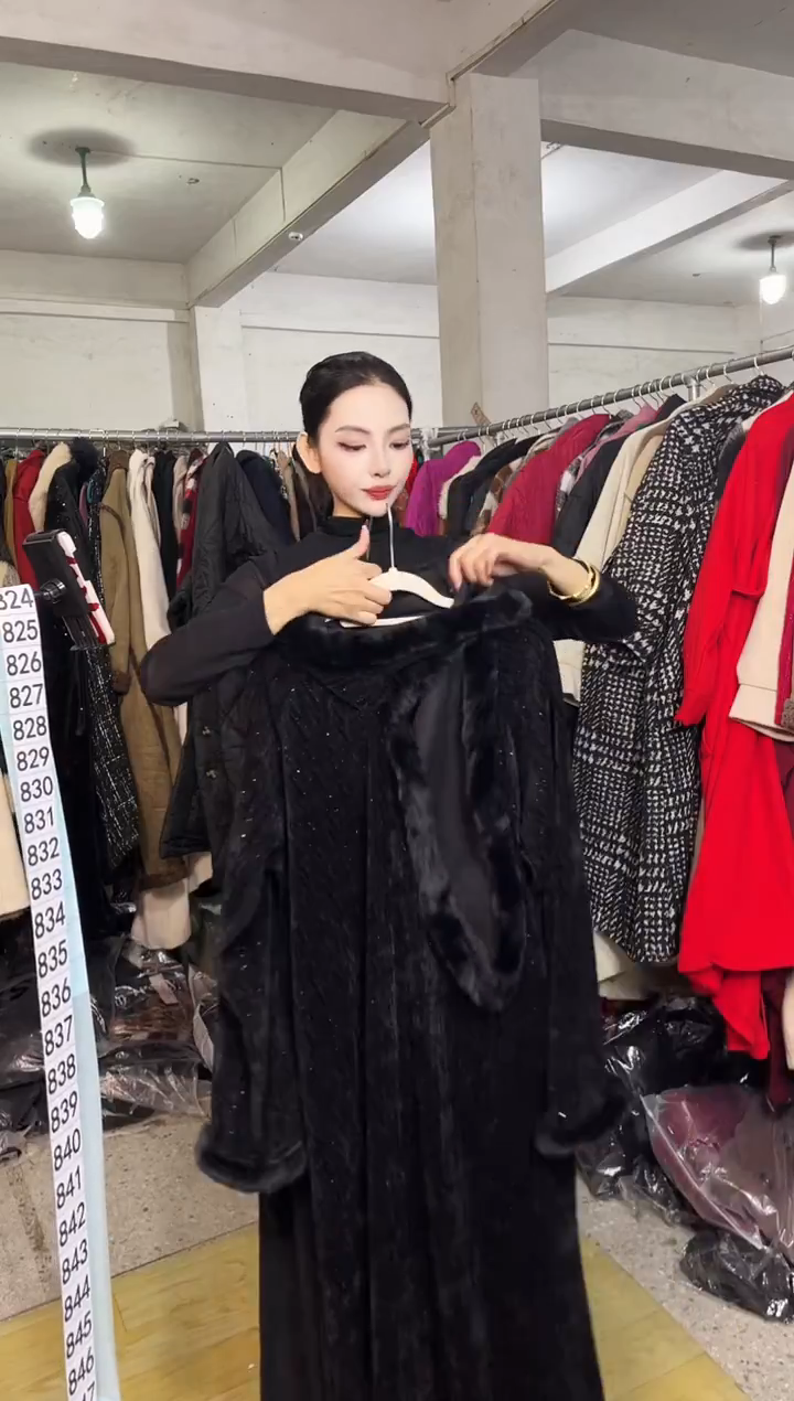 810闪购外套外披马甲打底裤子