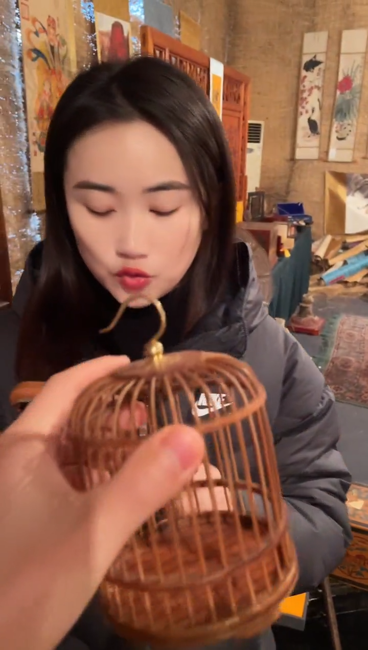 木一一一一一一蝈蝈笼
