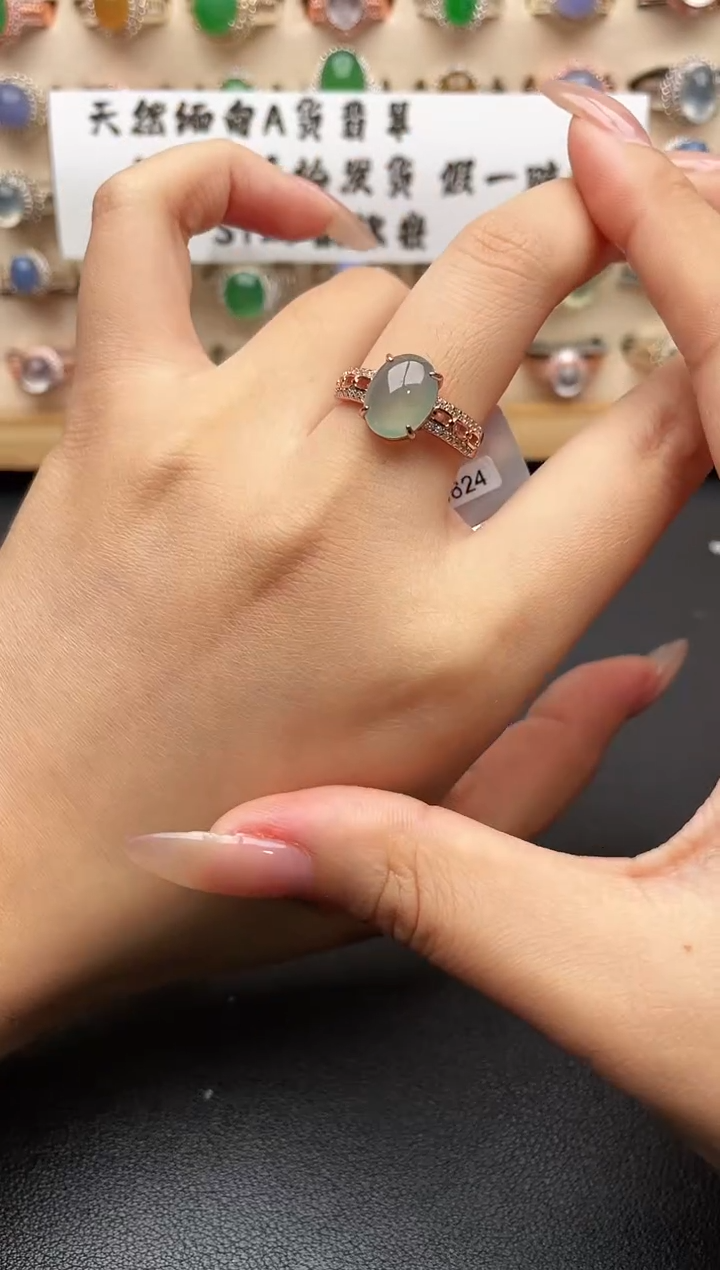 银S925镶嵌戒指翡翠一物一证一礼盒