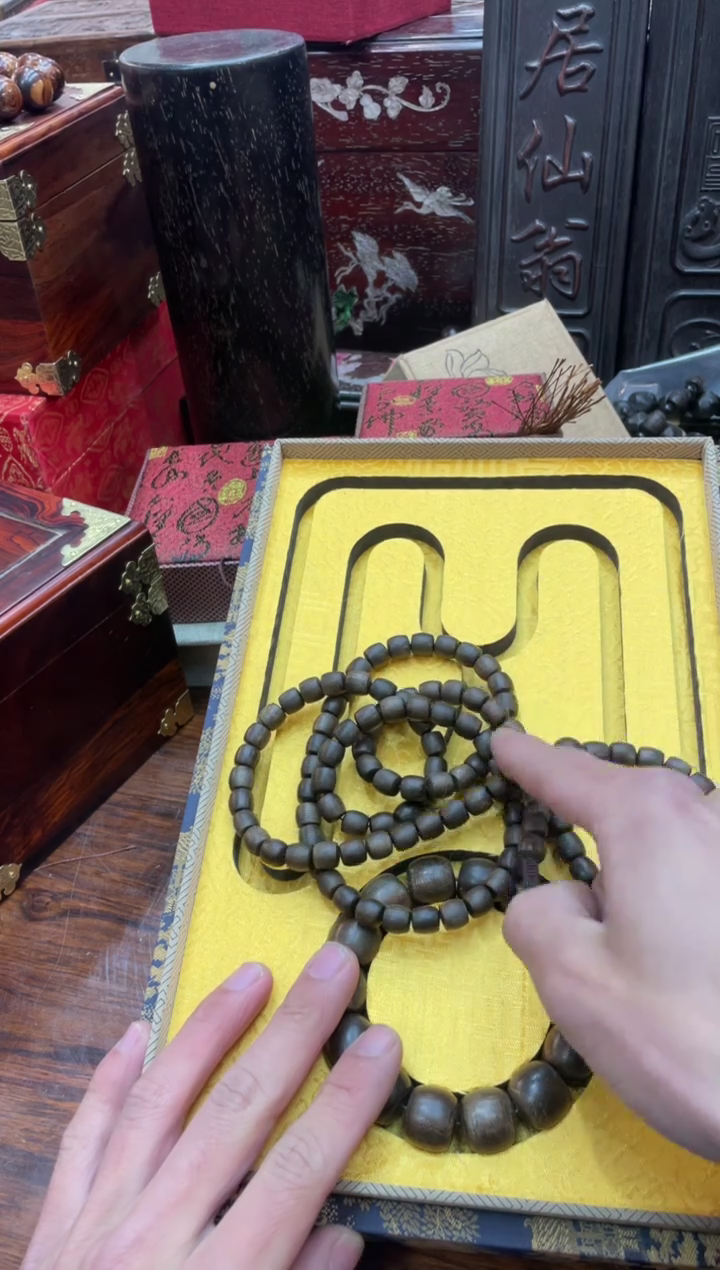 【闪购商品】木手串两件套带礼盒