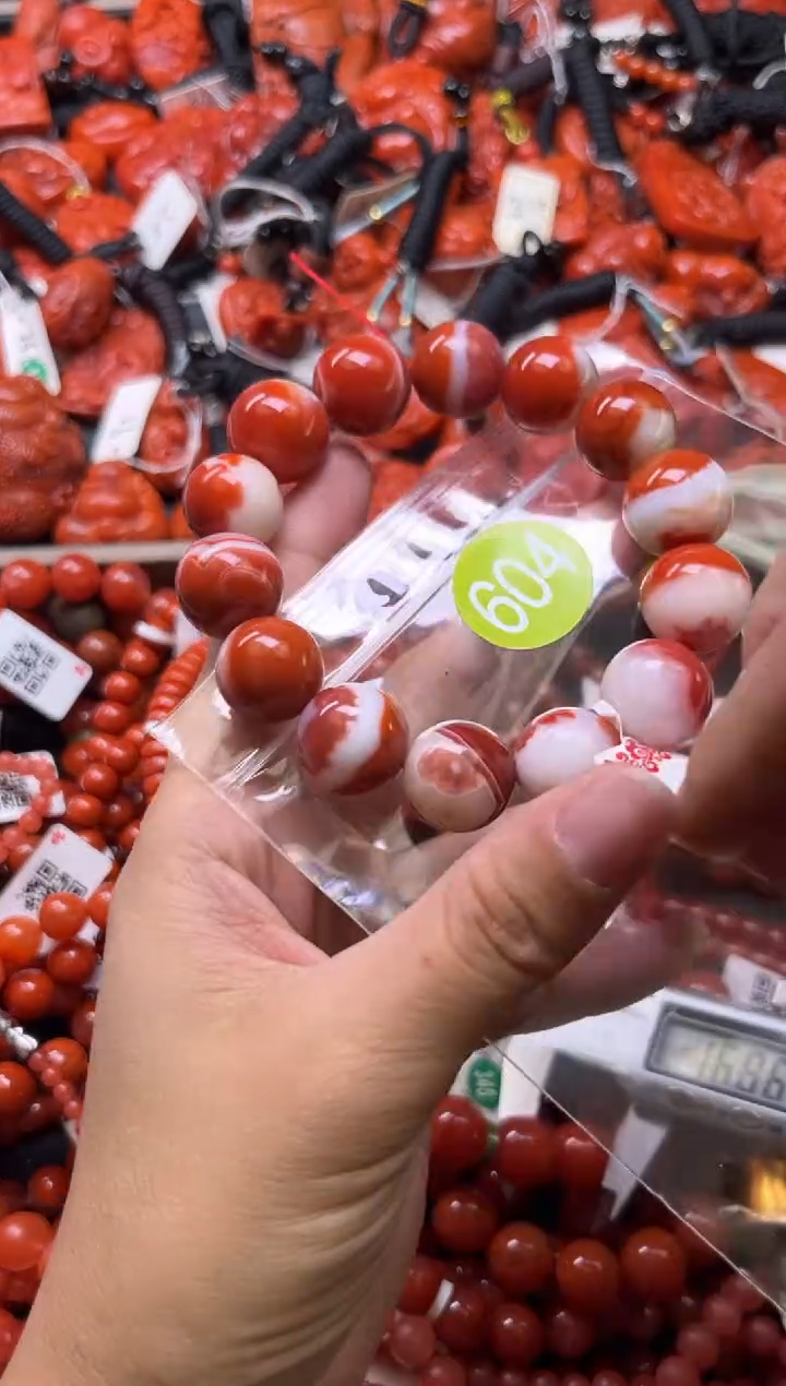 南红玛瑙未镶嵌珠宝奇石604-15+