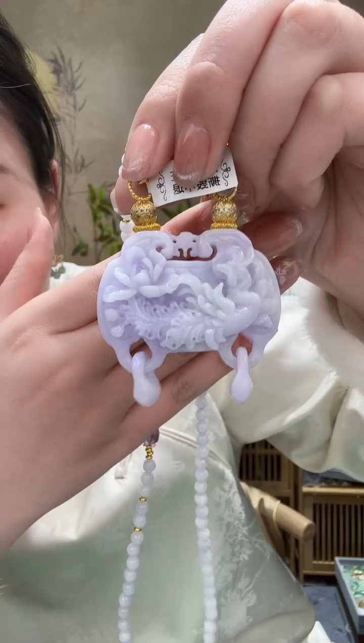 【闪购商品】翡翠颈饰未镶嵌吊坠