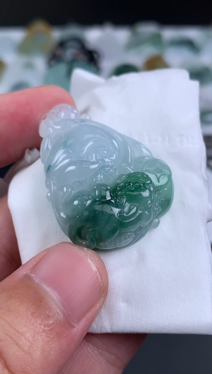 【闪购商品】定制翡翠未镶嵌翡翠