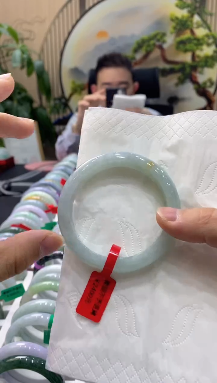 【闪购商品】翡翠手镯未镶嵌00009477