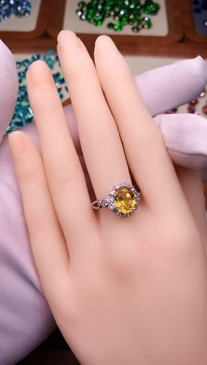 碧玺戒指银S925镶嵌········