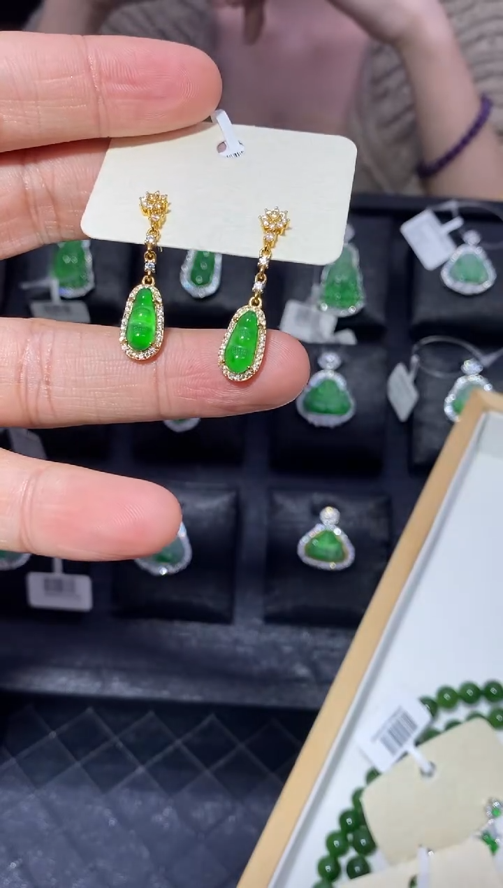 未镶嵌翡翠耳饰翡翠福豆耳饰