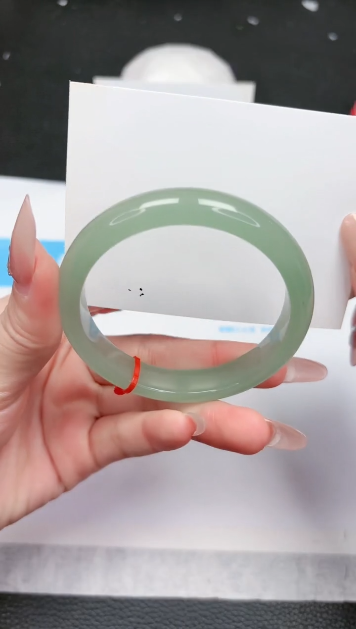 【闪购商品】石英质玉手镯未镶嵌779-56