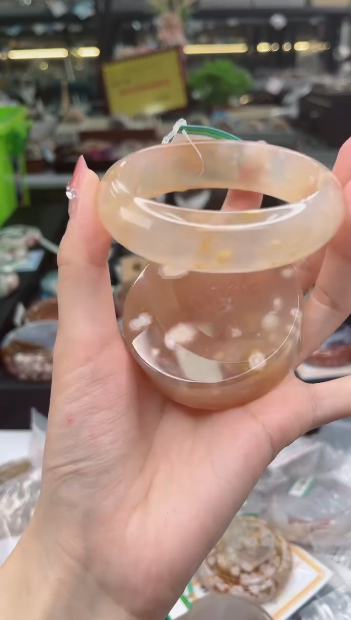 【闪购商品】石英质玉手镯未镶嵌61圈口（赠品镯心）3658105