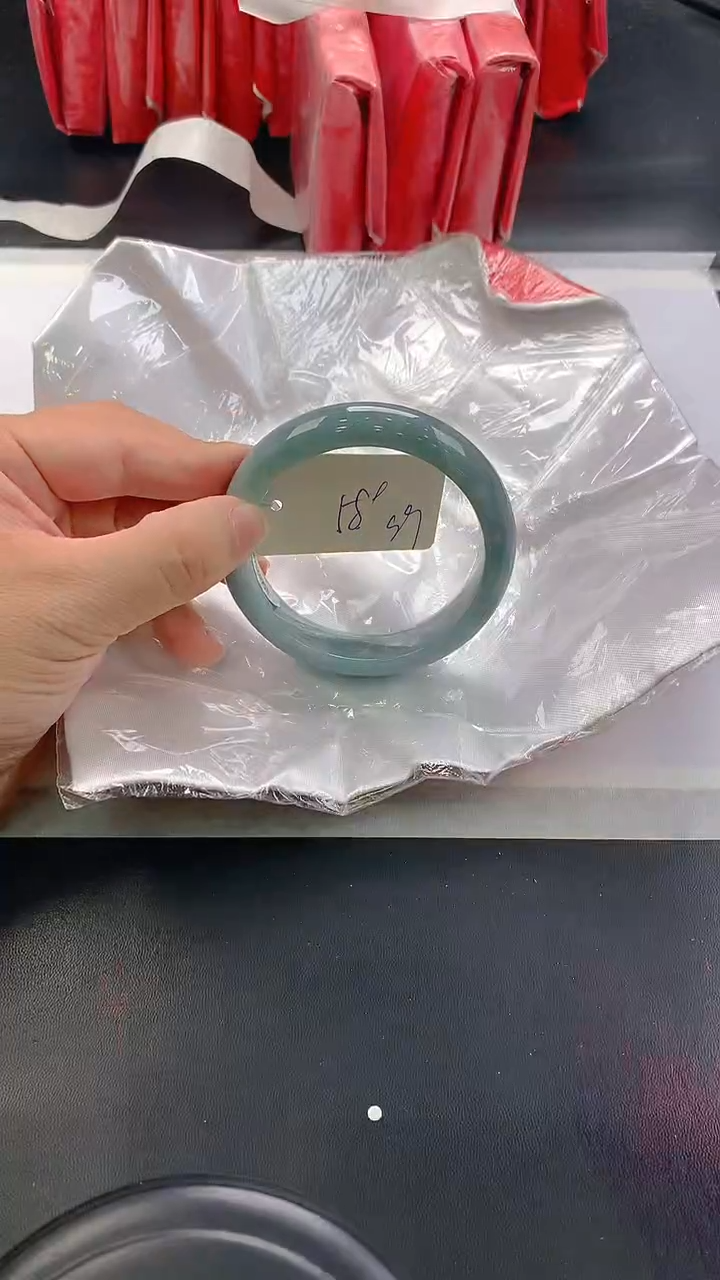 未镶嵌手镯翡翠99
