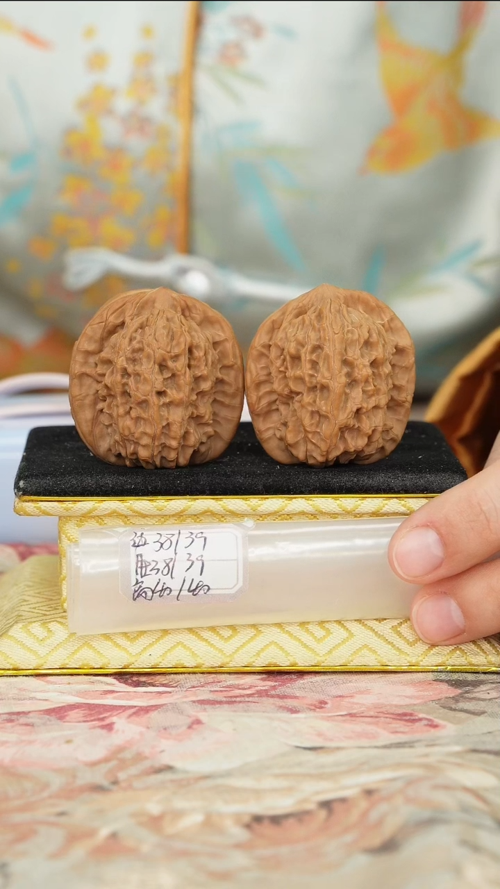 【闪购商品】文玩核桃把件非嫁接马老四