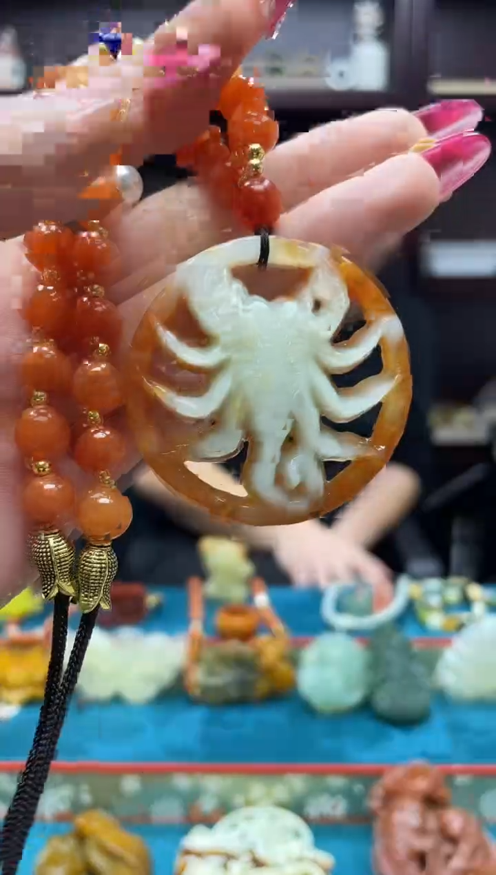 未镶嵌岫玉吊坠·