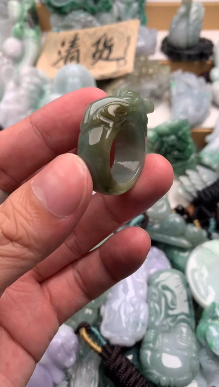 吊坠(不含链)未镶嵌翡翠1