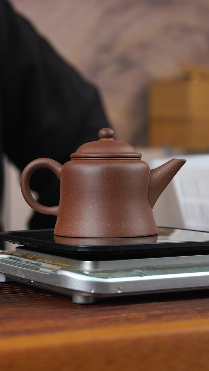 茶壶紫砂麥*記60年代秤砣壶130CC