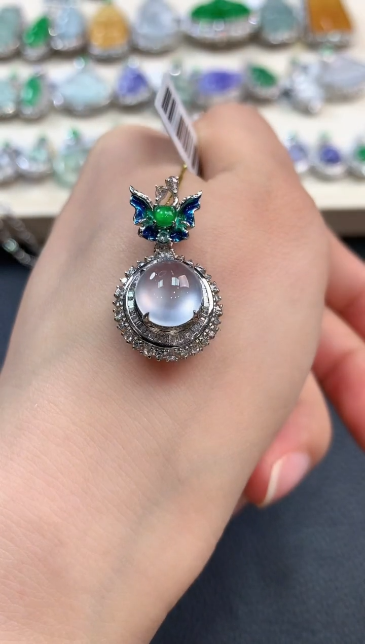 【闪购商品】翡翠吊坠(不含链)18K金镶嵌n64       